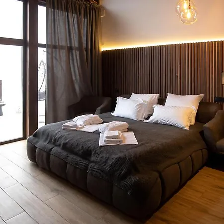 Vershina Aparthotel