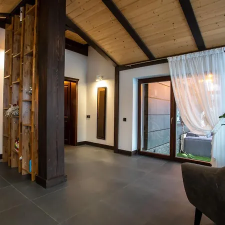 Vershina Aparthotel Yaremche